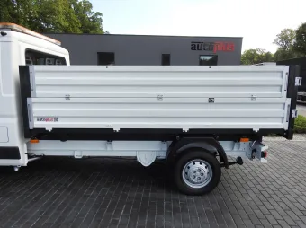 Peugeot Boxer wywrotka trojstronna 130KM 806753 - kabina