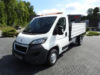Peugeot Boxer wywrotka trojstronna 130KM 806753 - kokpit