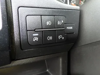 Peugeot Boxer wywrotka trojstronna 165KM S62476 - kierownica