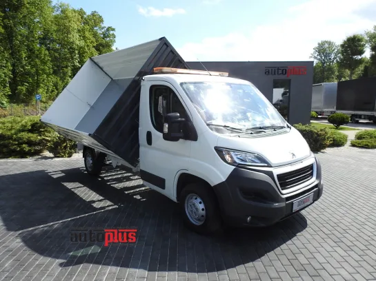 Peugeot Boxer wywrotka trojstronna 130KM 806753 - przod