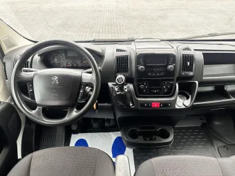 Peugeot Boxer wywrotka trojstronna 165KM S62476 - licznik