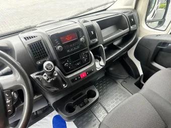 Peugeot Boxer wywrotka trojstronna 165KM S62476 - radio