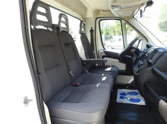 Peugeot Boxer wywrotka trojstronna 130KM 806753 - schowki