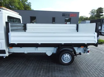 Peugeot Boxer wywrotka trojstronna 130KM 806753 - siedzenia