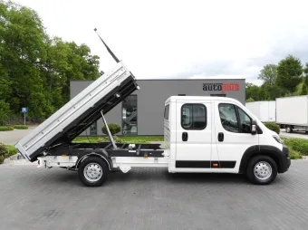 Peugeot Boxer wywrotka trojstronna 165KM S62476 - zaladunek