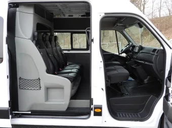 Renault Master brygadówka 180KM 120196 - fotel pasazera