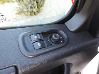 Renault Master brygadówka 130KM 734027 - kokpit