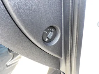 Renault Master brygadówka 180KM 185498 - konsola
