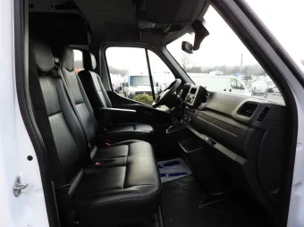 Renault Master brygadówka 145KM 081895 - navi