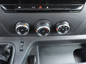 Renault Master brygadówka 135KM 326796 - navi