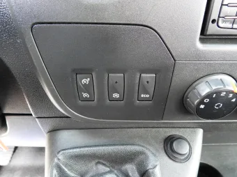 Renault Master brygadówka 145KM 055103 - radio