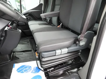 Renault Master brygadówka 140KM 887752 - radio