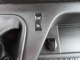 Renault Master brygadówka 180KM 120196 - schowki