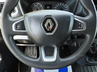 Renault Master brygadówka 135KM 326796 - siedzenia