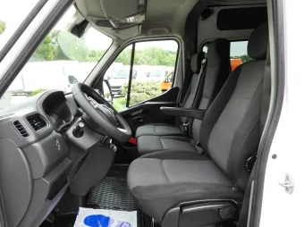 Renault Master brygadówka 135KM 927639 - siedzenia