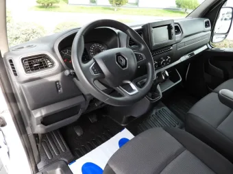 Renault Master brygadówka 180KM 120196 - srodek