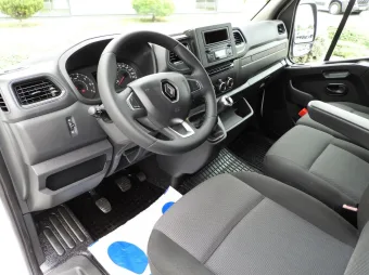 Renault Master brygadówka 135KM 927639 - srodek