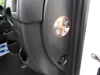 Renault Master brygadówka 165KM 655108 - wnetrze