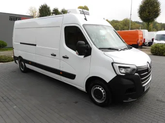 Renault Master chłodnia furgon 135KM 878125 - przod prawy