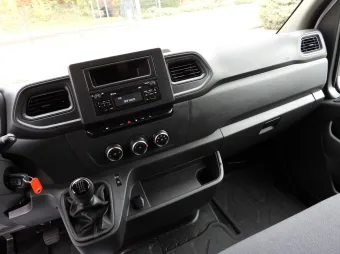 Renault Master chłodnia furgon 135KM 878125 - schowki