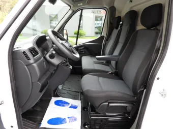 Renault Master chłodnia furgon 135KM 878125 - wnetrze