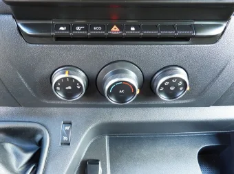 Renault Master chłodnia kontener 8 palet 165KM 318007 - detal