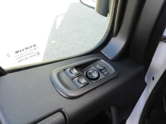 Renault Master chłodnia kontener 8 palet 165KM 318007 - panel