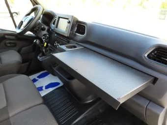 Renault Master chłodnia kontener 8 palet 165KM 318007 - podsufitka