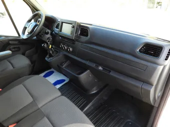 Renault Master chłodnia kontener 8 palet 165KM 318007 - schowki
