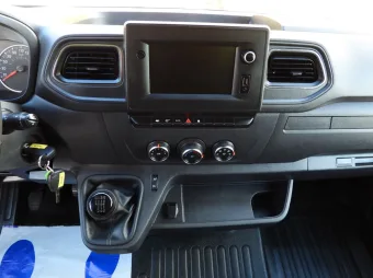 Renault Master chłodnia kontener 8 palet 165KM 318007 - wnetrze