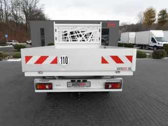 Renault Master doka skrzynia 150KM 190925 - bok tyl