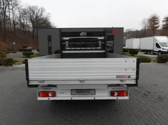 Renault Master doka skrzynia 135KM 669213 - bok tyl