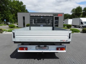 Renault Master doka skrzynia 135KM 689345 - bok tyl
