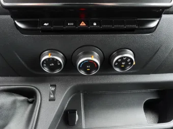 Renault Master doka skrzynia 135KM 669213 - navi