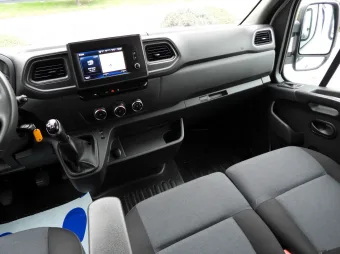 Renault Master doka skrzynia 135KM 669213 - radio
