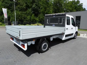 Renault Master doka skrzynia 135KM 689345 - tyl zabudowy