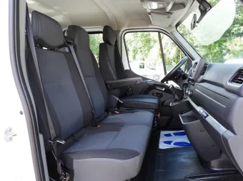 Renault Master doka skrzynia 135KM 689345 - wyposazenie
