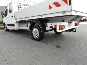 Renault Master doka skrzynia 150KM 190925 - zabudowa
