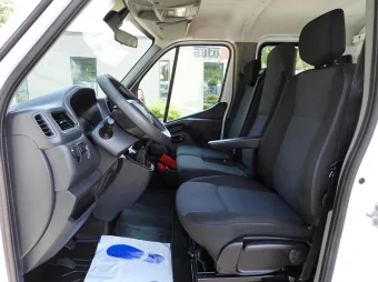 Renault Master doka trojstronna 165KM 035540 - navi