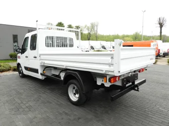Renault Master doka wywrotka 130KM 572737 - tył środek zabudowy