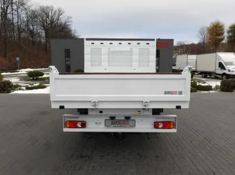 Renault Master doka wywrotka 145KM 821320 - bok tyl