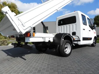 Renault Master doka wywrotka 165KM 918732 - kokpit
