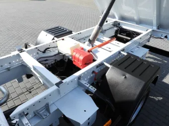 Renault Master doka wywrotka 165KM 918732 - podwozie