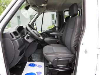 Renault Master doka wywrotka 145KM 485039 - siedzenia