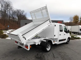 Renault Master doka wywrotka 145KM 821320 - tyl