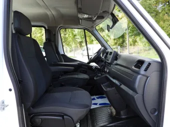 Renault Master doka wywrotka 165KM 918732 - wnetrze