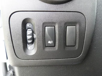 Renault Master furgon chłodnia 145KM 583372 - kabina