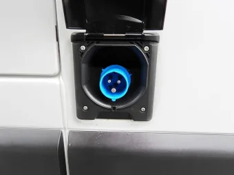 Renault Master furgon chłodnia 135KM 884819 - kierownica