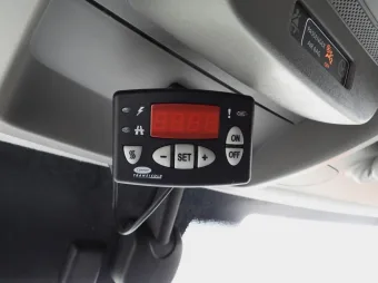 Renault Master furgon chłodnia 135KM 884819 - klima