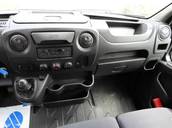 Renault Master furgon chłodnia 145KM 583372 - radio